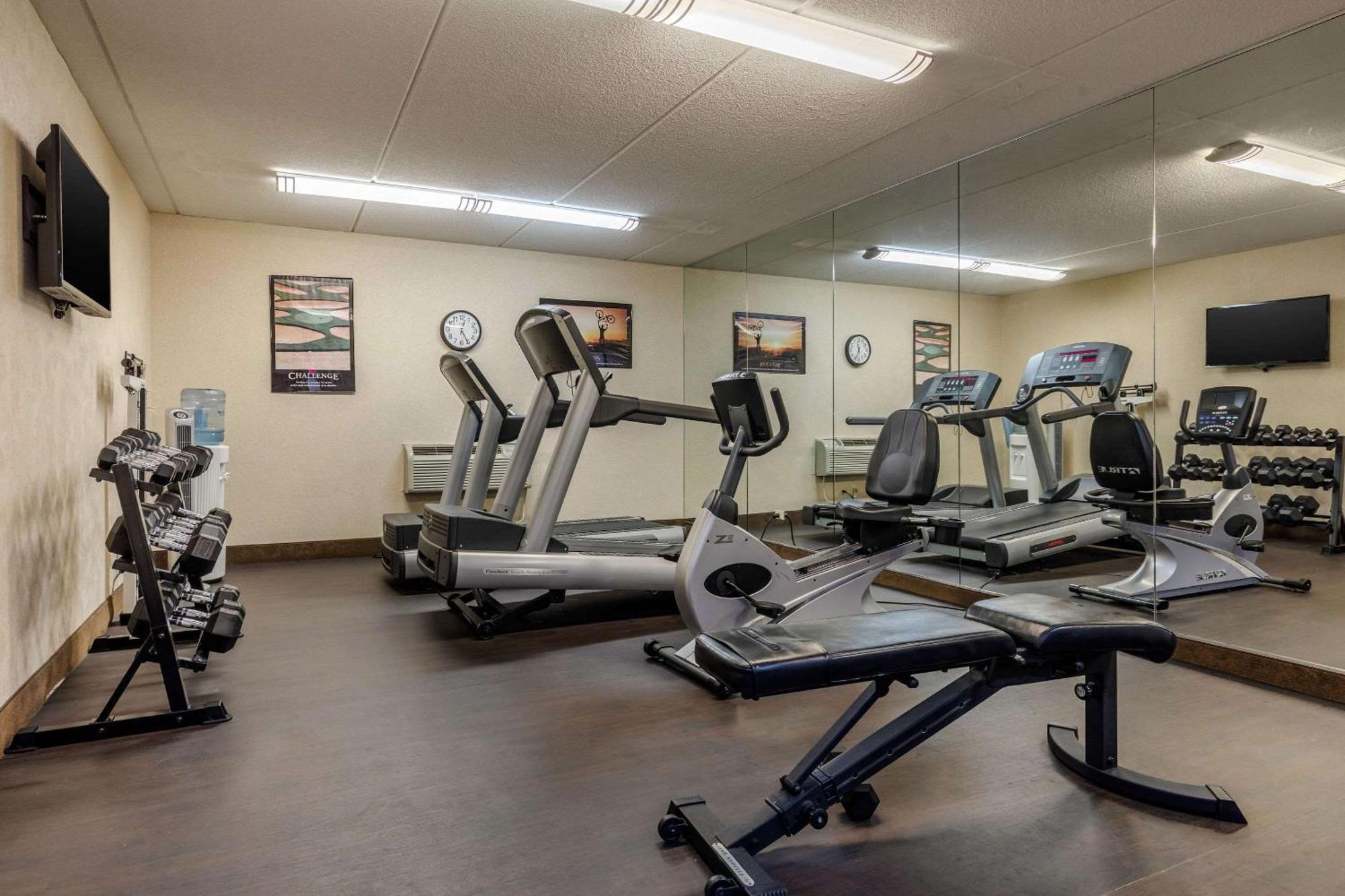 Suburban Studios Arlington Heights Elk Grove Esterno foto