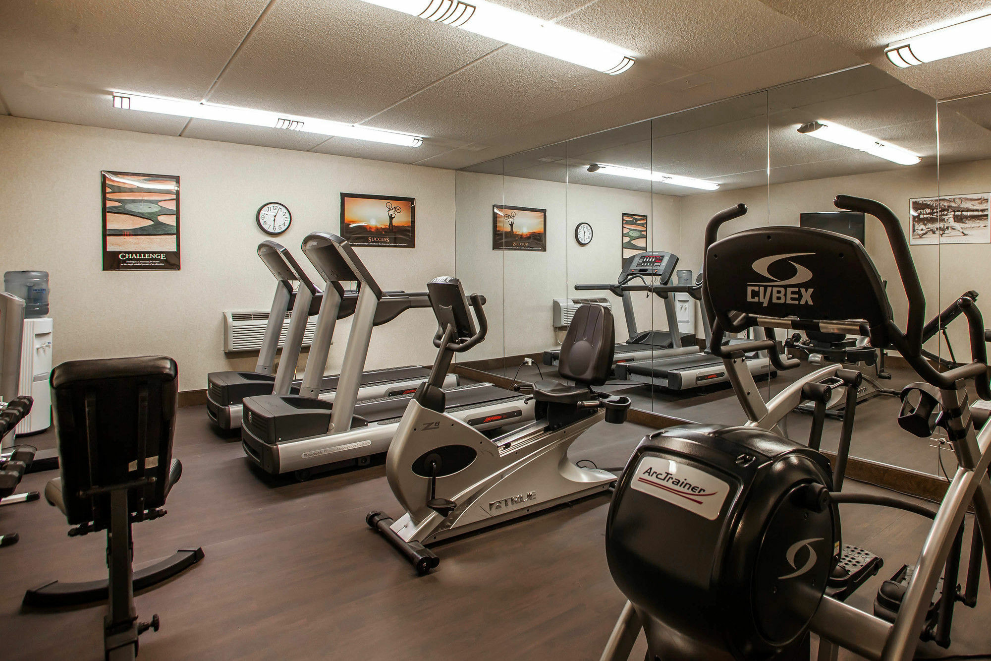 Suburban Studios Arlington Heights Elk Grove Esterno foto